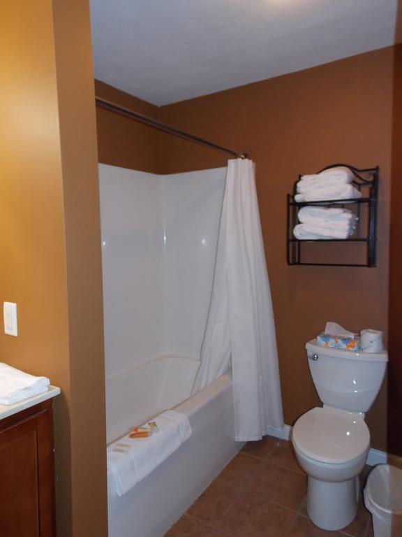 Pittsfield William Watson Hotel (Adults Only) מראה חיצוני תמונה