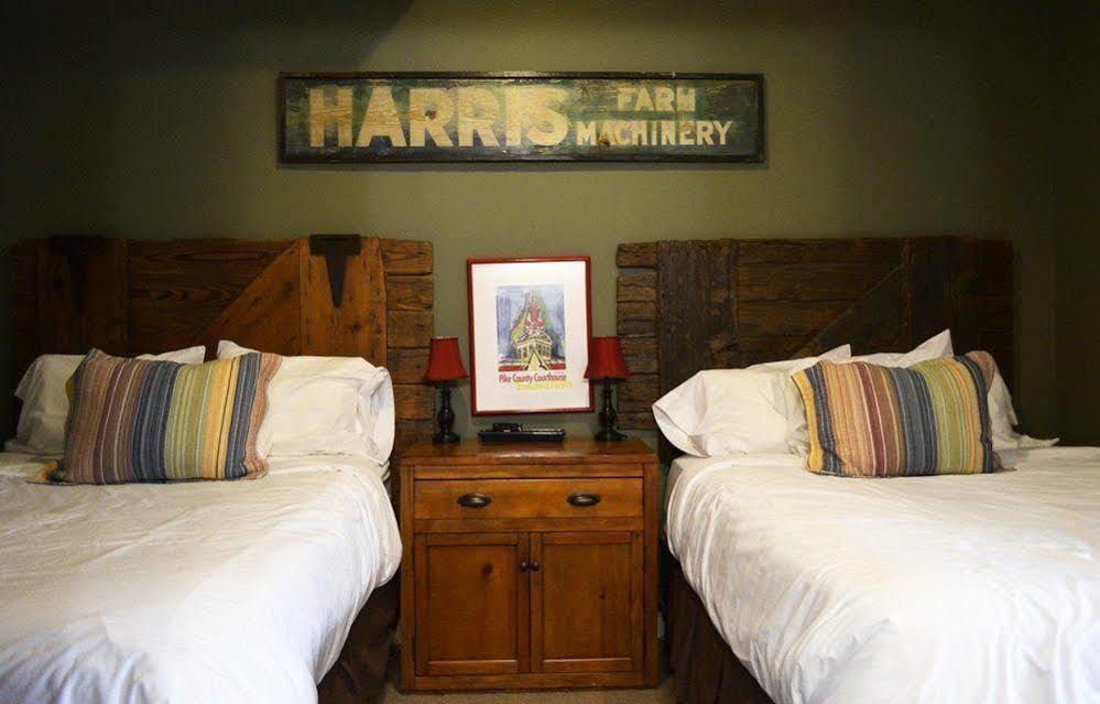 Pittsfield William Watson Hotel (Adults Only) מראה חיצוני תמונה